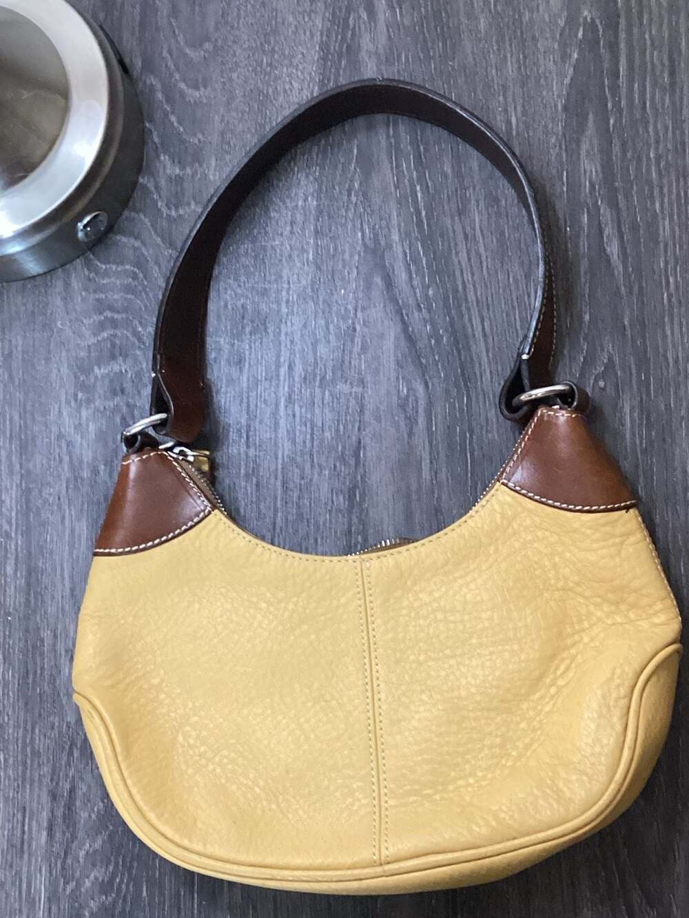 Dooney & Bourke Yellow Pebbled Leather Hobo Shoulder Bag with Brown Trim - Picture 4 of 7